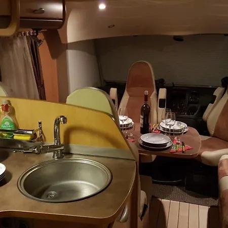 Atana Camper Lakoauto